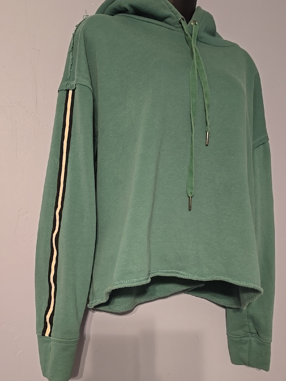 Evereve Green Cropped Hoodie with Side Stripe